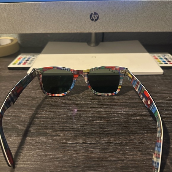 Ray-Ban Black and Multicolor Wayfarer Sunglasses - Polarized - Picture 2 of 5